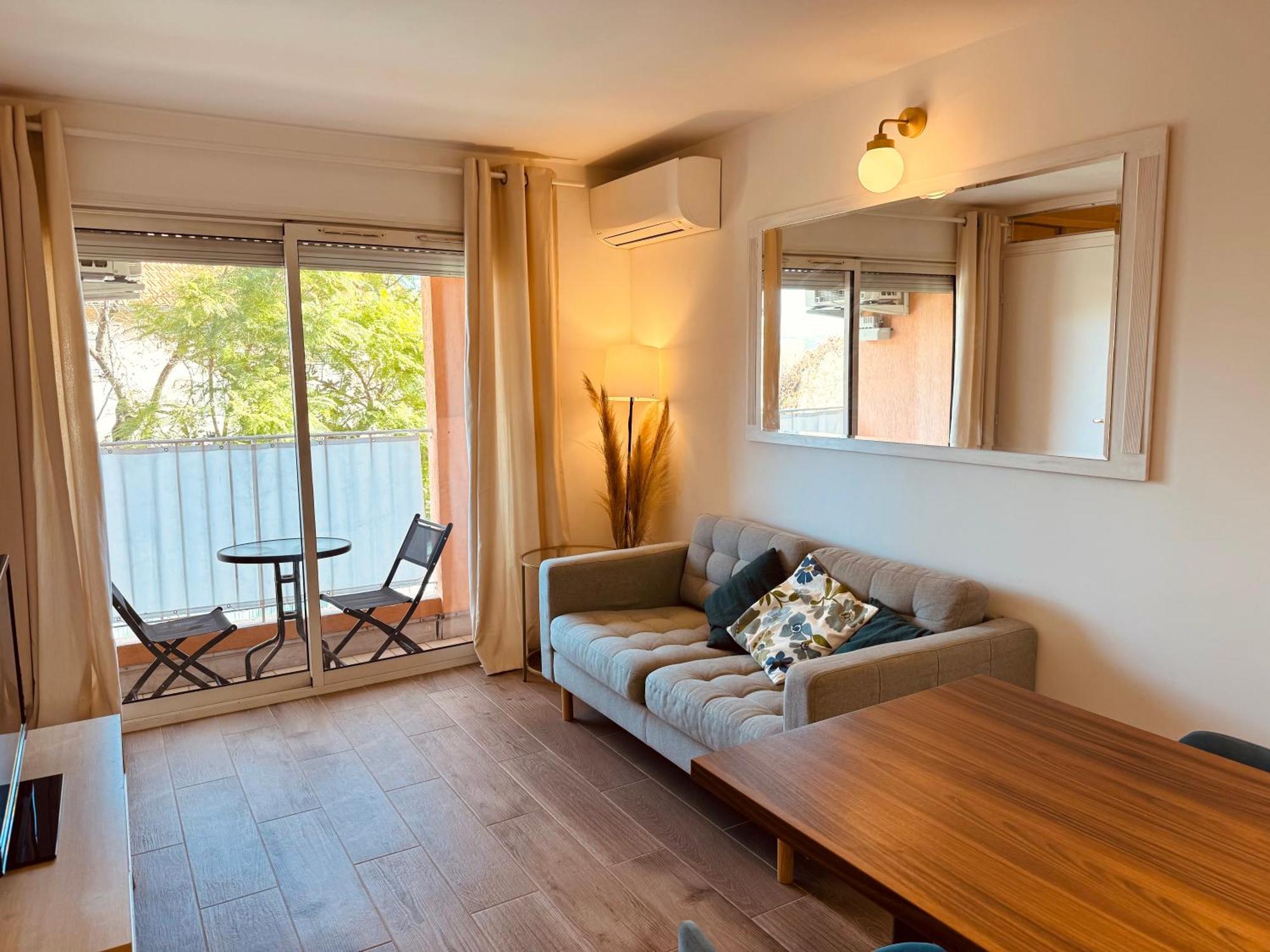 Claelle Appartment - 200M Beach Mandelieu Exteriér fotografie